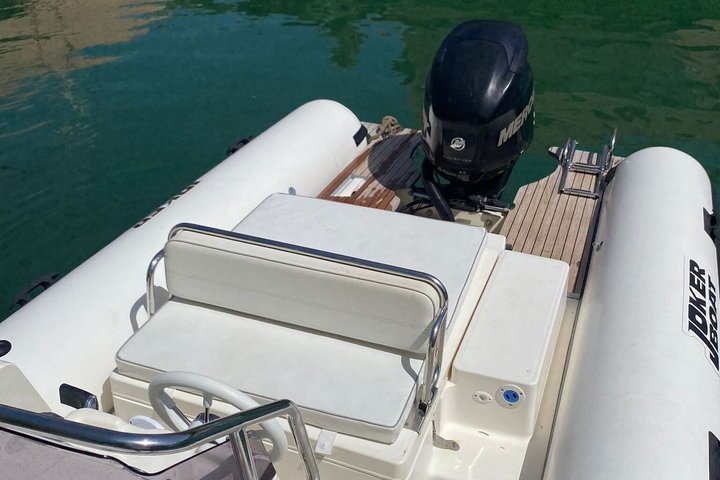 Boat Rentals and Private Tours to the Aeolian Islands with Tender