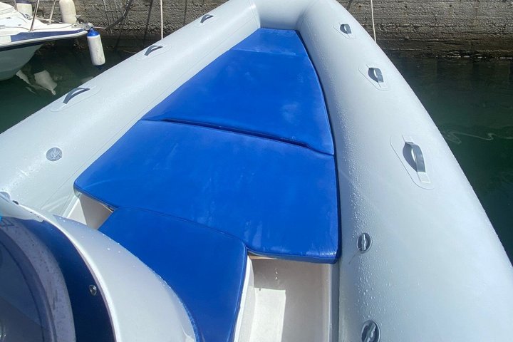 Boat Rentals and Private Tours to the Aeolian Islands with Tender