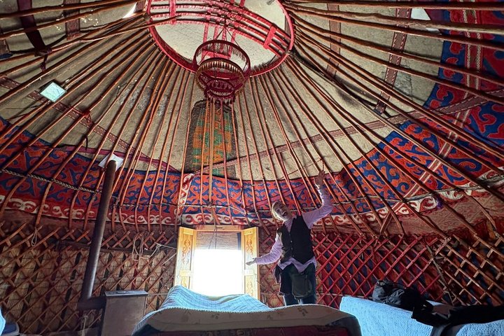 3 Day Horse Tracking to Song Kul Small Group Tour