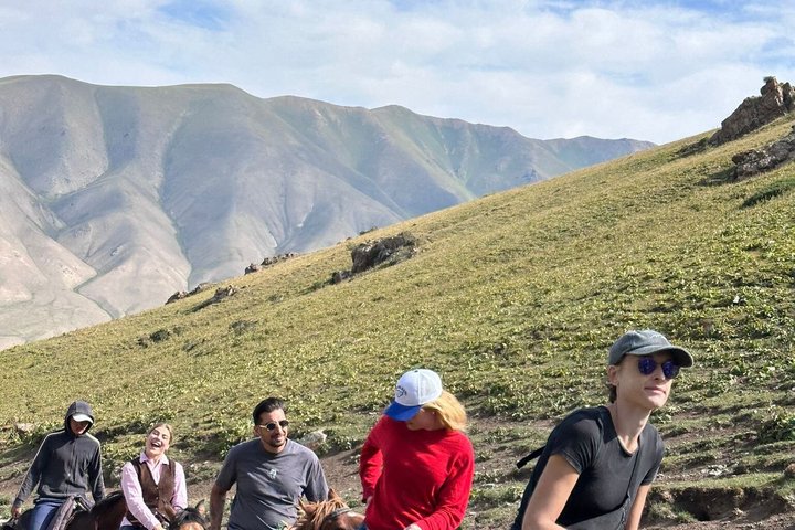 3 Day Horse Tracking to Song Kul Small Group Tour