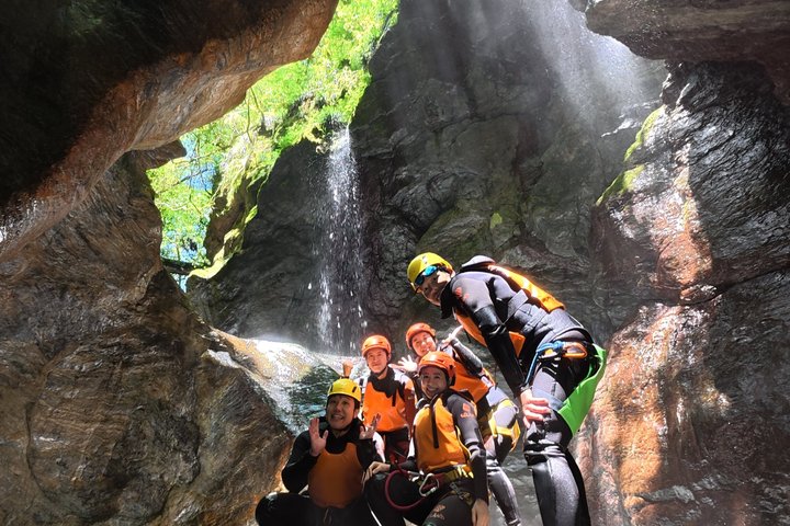 Canyoning Tour in Niyodogawa’s Most Beautiful Gorge
