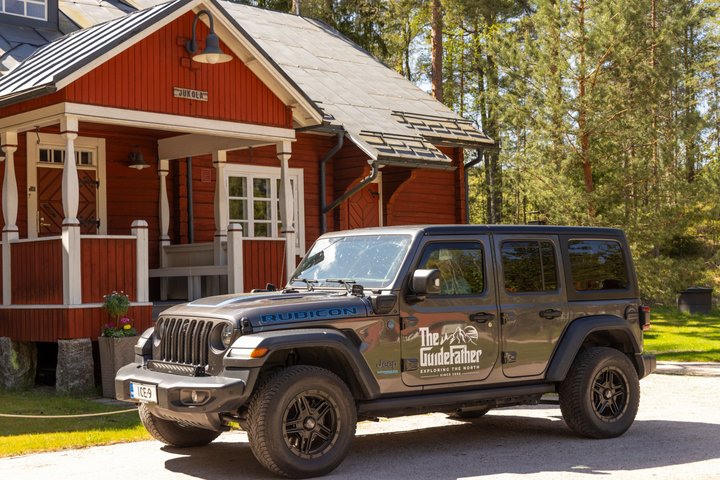 Northern Elegance: Private Reindeer Safari & Fireside Picnic*****