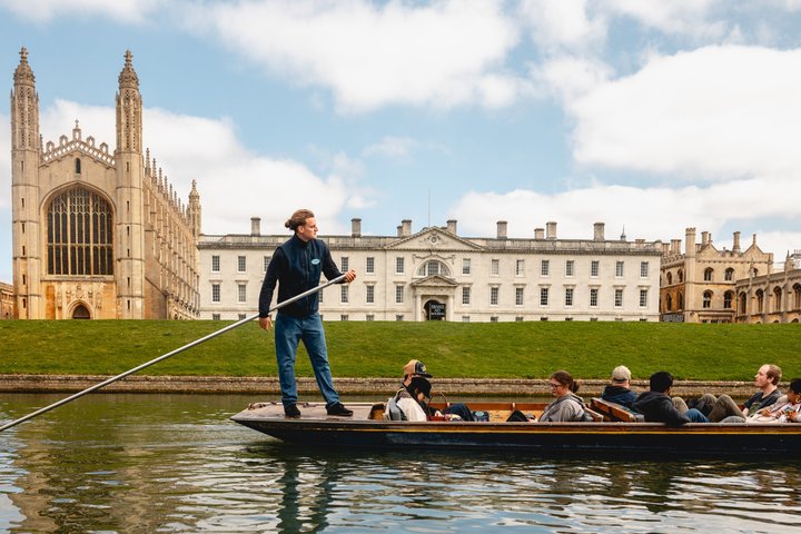 Shared Guided Punting Tour of Cambridge