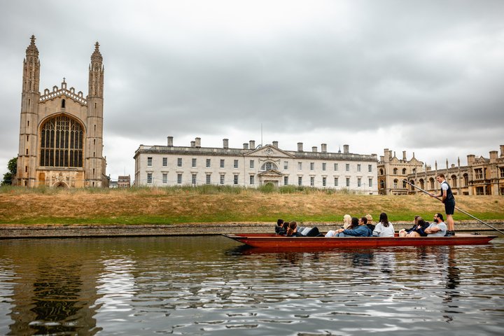 Shared Guided Punting Tour of Cambridge