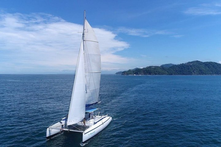 Catamaran Snorkel Sunset Cruise from Tamarindo or Playas del Coco