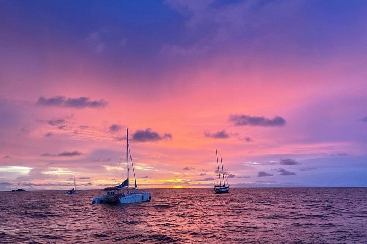 Catamaran Snorkel Sunset Cruise from Tamarindo or Playas del Coco