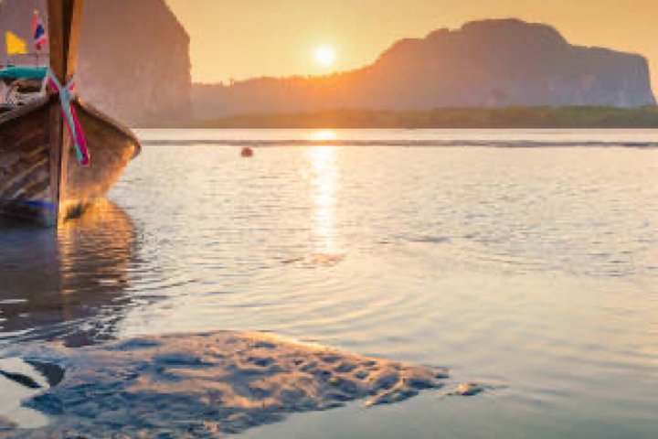 Sunset and Bioluminescent Plankton Boat Tour From Koh Lanta