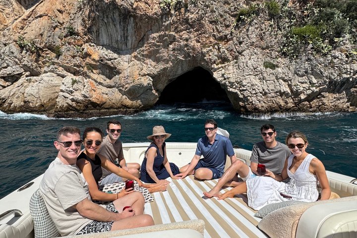 Private Luxury Boat Tour on an Exclusive Day-Cruiser Nice/Monaco
