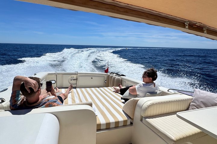 Private Luxury Boat Tour on an Exclusive Day-Cruiser Nice/Monaco