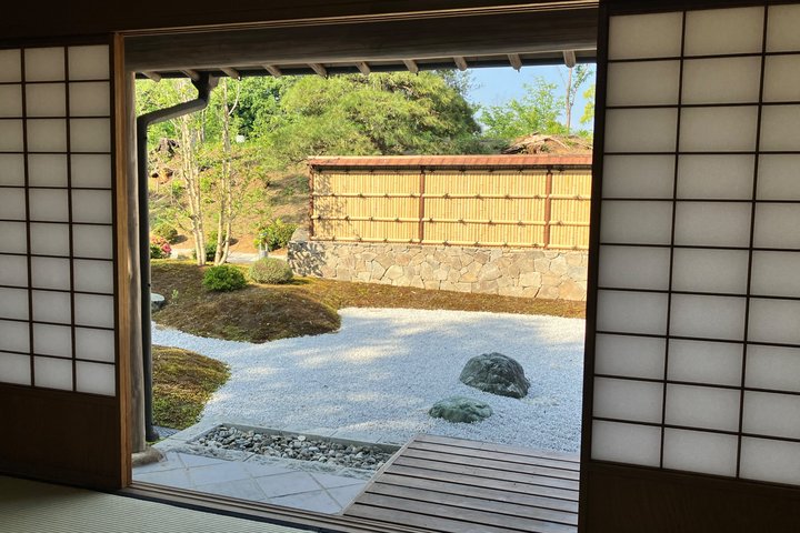Chiba: Kimono & Tea Ceremony at a Historic Castle Garden