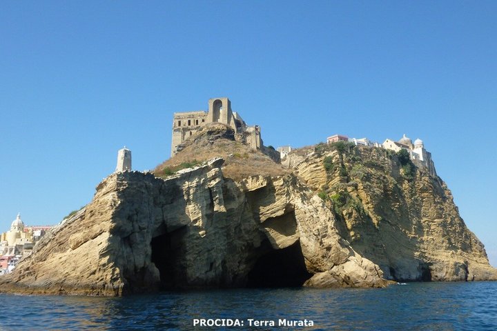 Day on a Sailing Boat in Procida