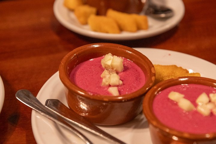 Madrid Tapas & Wine Tasting Food Tour – Small Group Local Bars