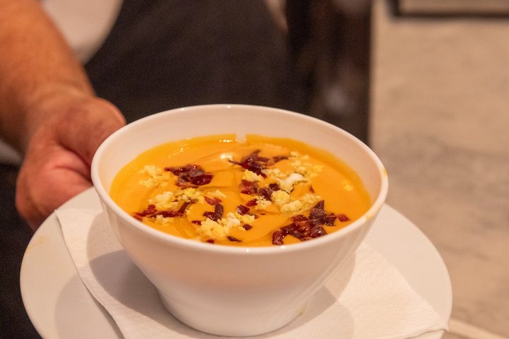 Madrid Tapas & Wine Tasting Food Tour – Small Group Local Bars