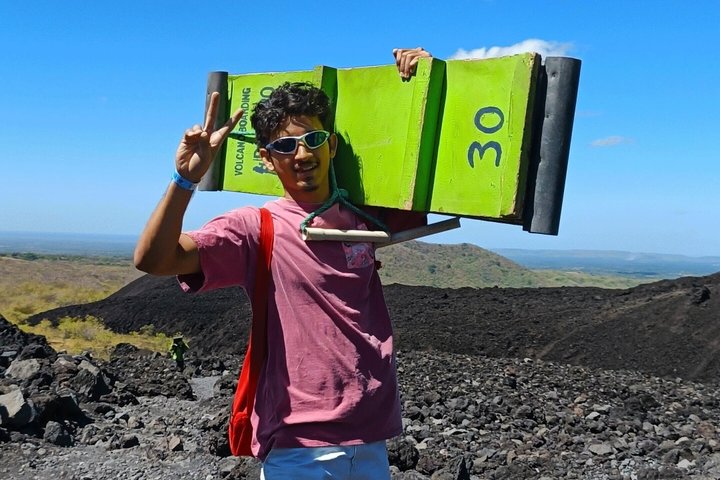 Volcano Boarding Adventure in Cerro Negro from León in Nicaragua