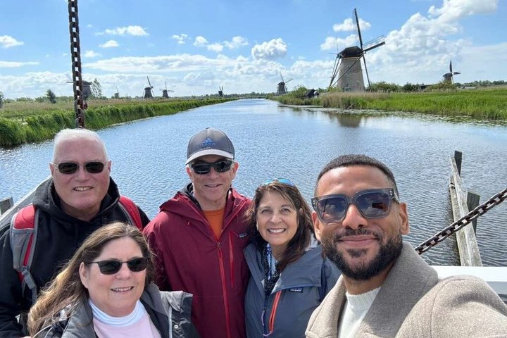 All-Inclusive Private Windmill Tour to Kinderdijk from Rotterdam