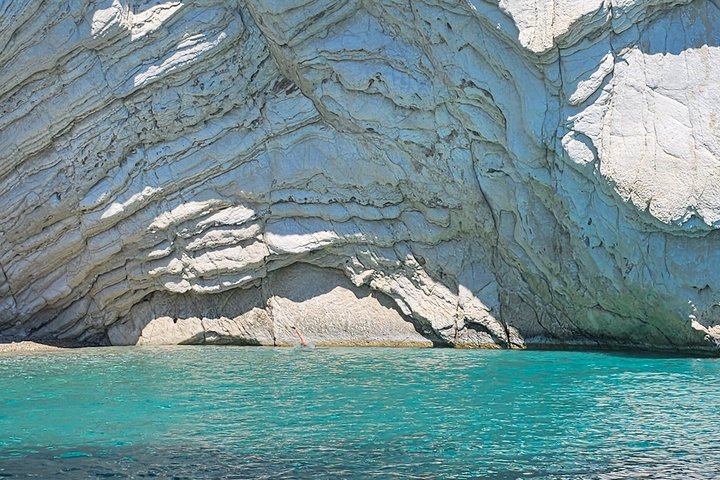 PIGS BAY in ATOKOS Island / LEFKADA - Private Day BOAT CRUISE