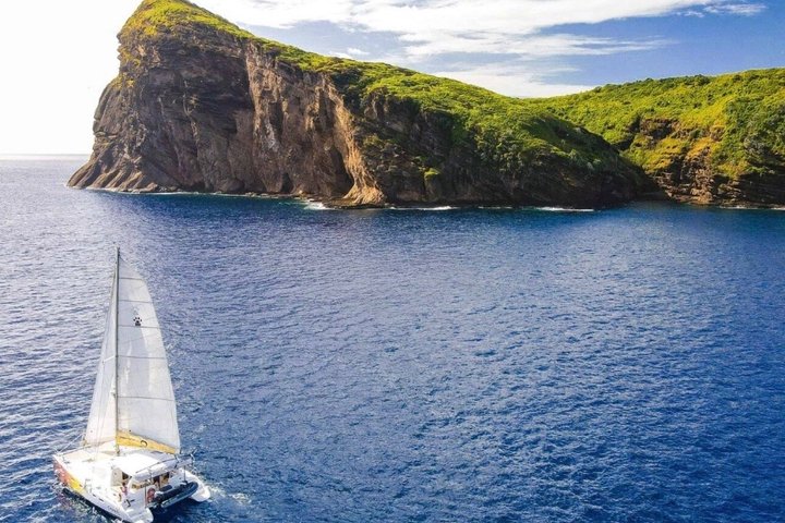 Catamaran to Ile aux Gabriel, Coin de Mire, Ile Plat and Transfer