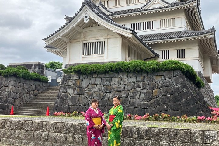 Chiba: Kimono & Tea Ceremony at a Historic Castle Garden
