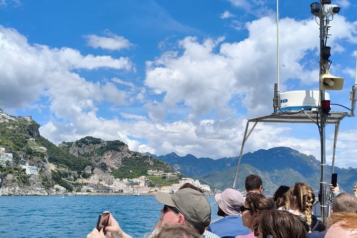 Sorrento, Positano & Amalfi Bus Tour & Boat from Naples