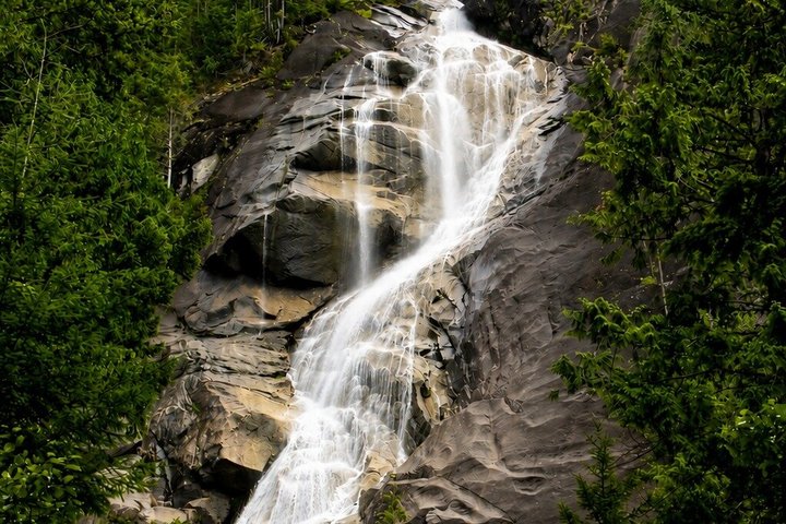 Whistler Tour from Vancouver + Sea to Sky Gondola + Shannon Falls
