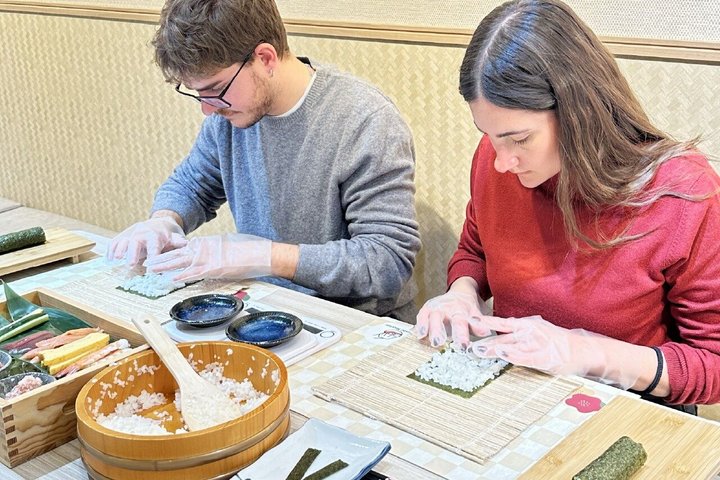 Osaka Sushi Making Class – Hands-On Nigiri & Rolls (Same-Day OK)