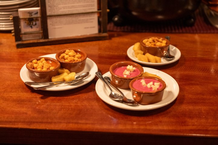 Madrid Tapas & Wine Tasting Food Tour – Small Group Local Bars