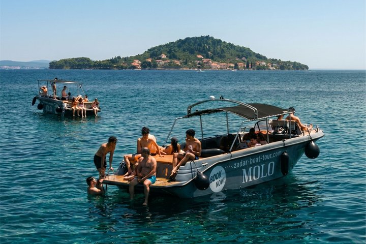 Zadar: 3 Islands Luxury Boat Tour with Aperol Spritz & Snorkeling