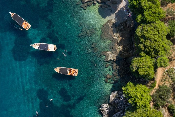 Zadar: 3 Islands Luxury Boat Tour with Aperol Spritz & Snorkeling