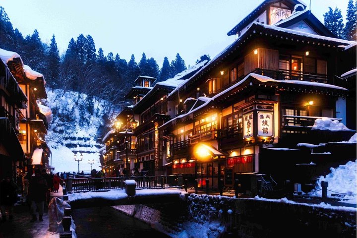Private Transfer to Ginzan Onsen from Oishida Station