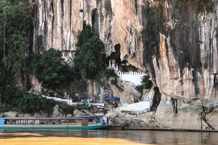 Chiang Mai: Luxury Slow Boat to Luang Prabang 3D2N