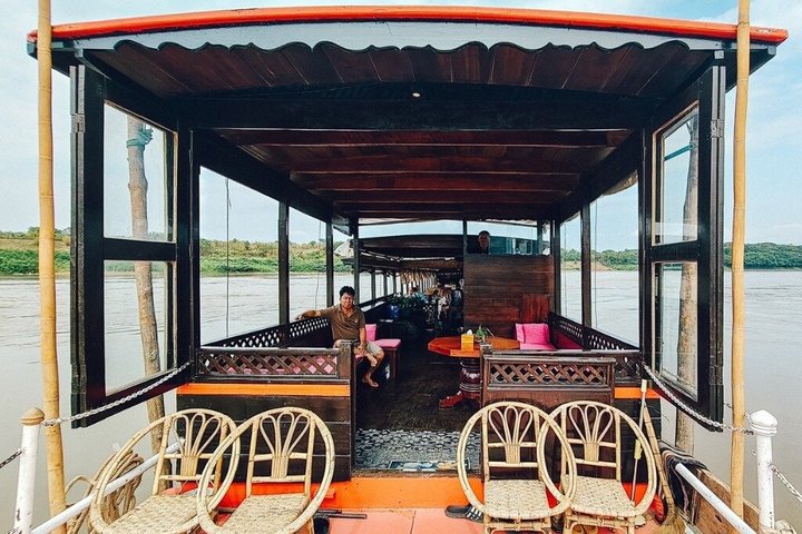 Chiang Mai: Luxury Slow Boat to Luang Prabang 3D2N