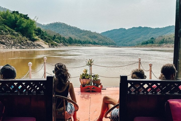 Chiang Mai: Luxury Slow Boat to Luang Prabang 3D2N