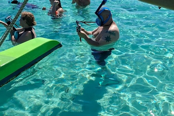 Activity/Excursion Lagoon Tour to Moorea by Canoe 6 hours