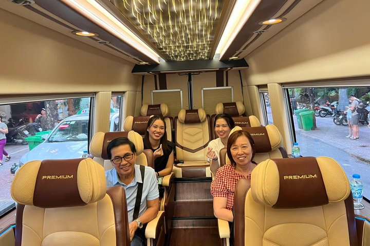 Cu Chi Tunnels and Mekong Delta VIP Tour by Limousine