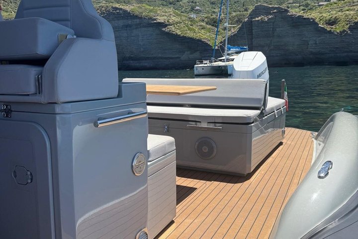 Private Tour of Salina Island