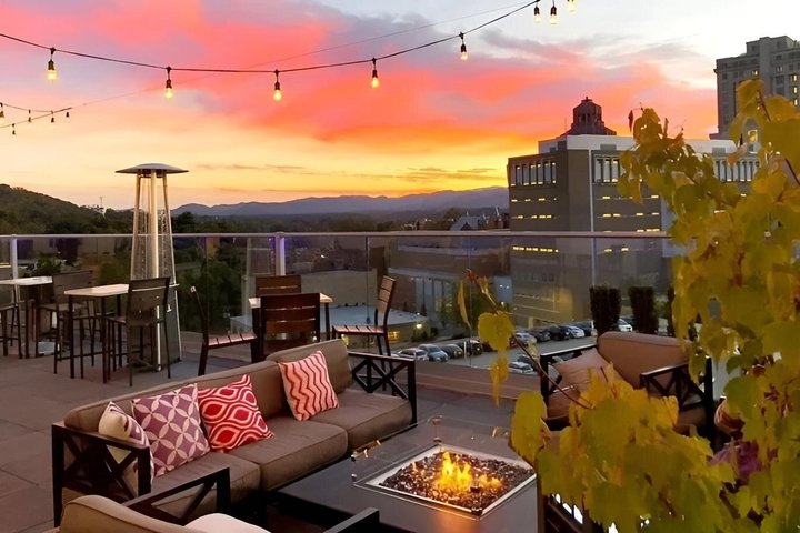 Asheville Rooftop Sunset Tour with Cocktails and Mountain Views