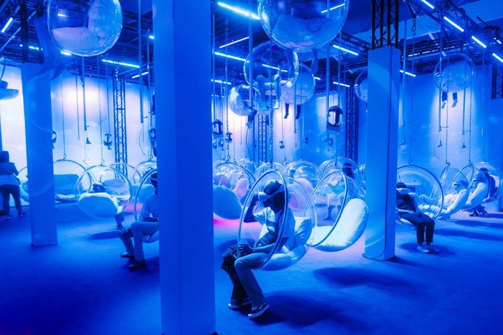 Bubble Planet Immersive Interactive Experience in Washington DC