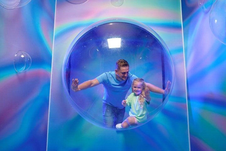 Bubble Planet Immersive Interactive Experience in Washington DC