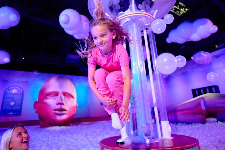 Bubble Planet Immersive Interactive Experience in Washington DC