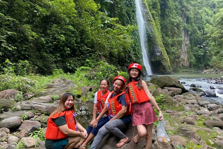 Pagsanjan Falls and Hidden Valley Day Tour with Lunch Included