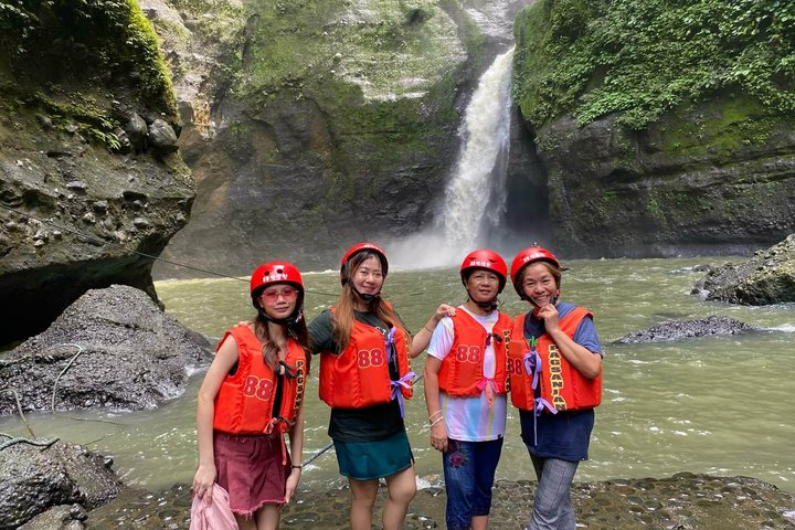 Pagsanjan Falls and Hidden Valley Day Tour with Lunch Included