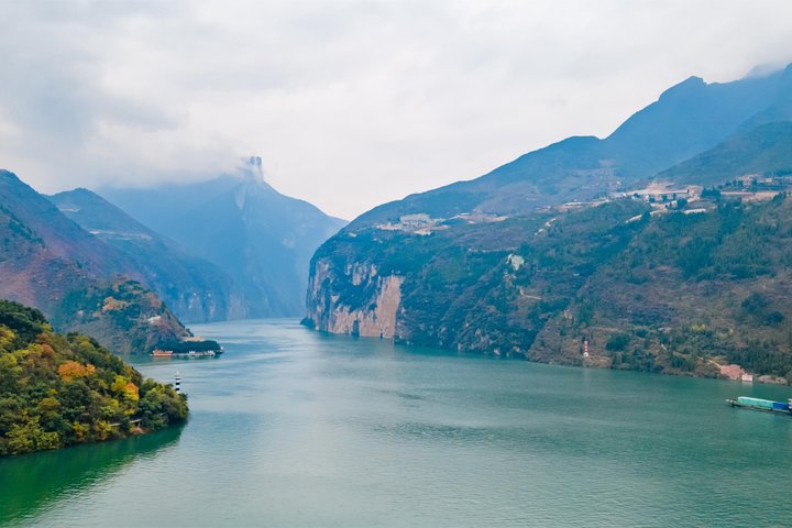 Yangtze River Deluxe Cruise 5D/4N from Yichang to Chongqing