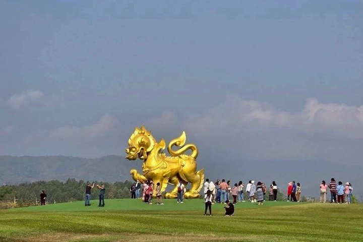 Customizable Private Day Tour of Chiang Rai Highlights