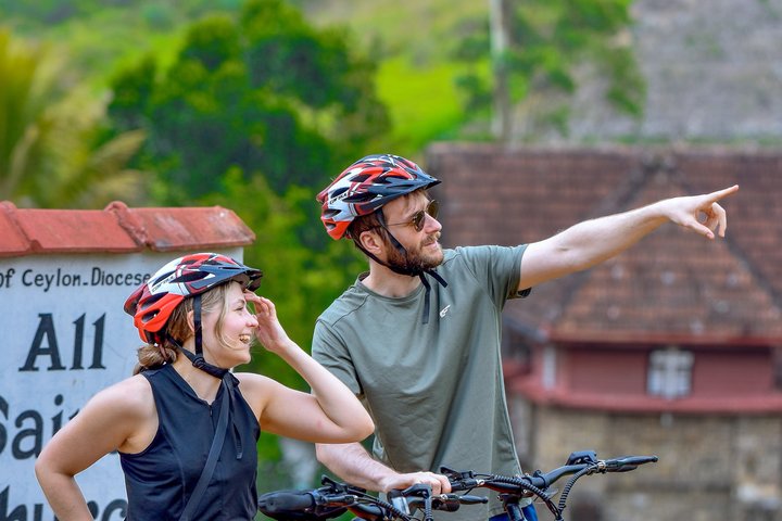 Tea Loops E-Biking