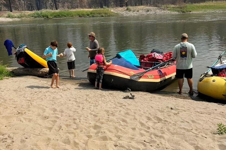 Gentle Whitewater Float on the Salmon River