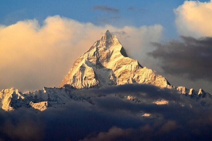 "Guided Exploration of 7 Iconic Natural & Spiritual Landmarks"