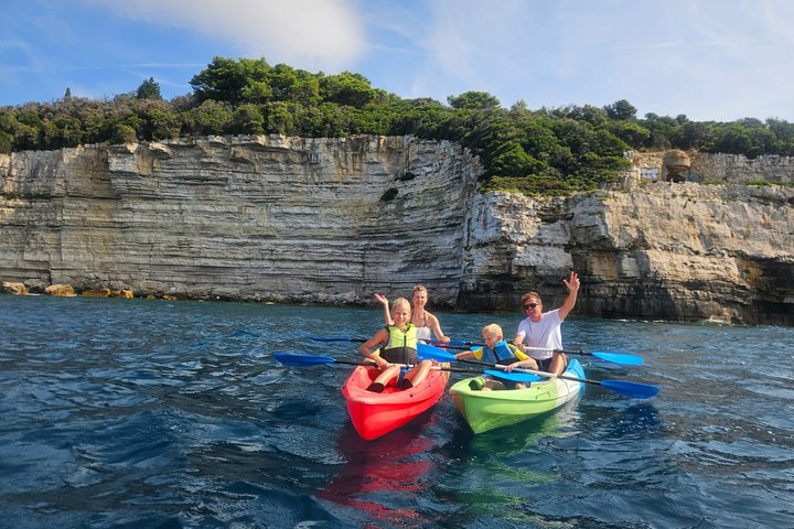 Pula Kayak Tour: Hidden Beaches, Snorkeling & Cliff Jump
