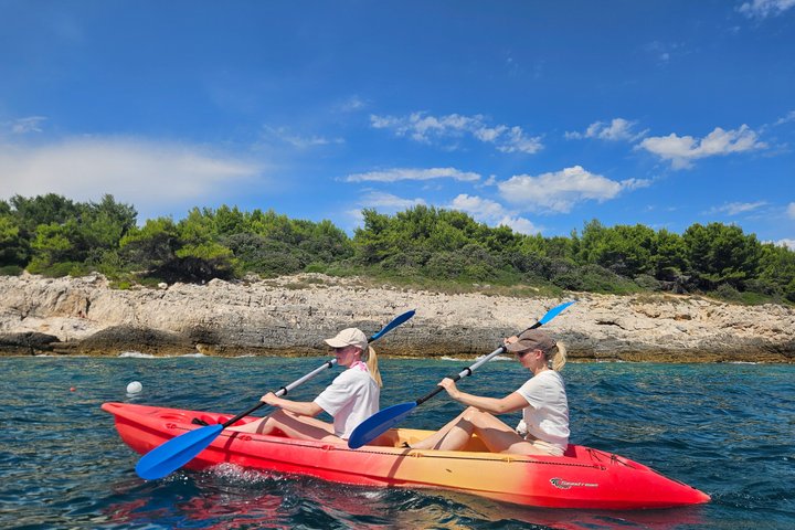 Pula Kayak Tour: Hidden Beaches, Snorkeling & Cliff Jump