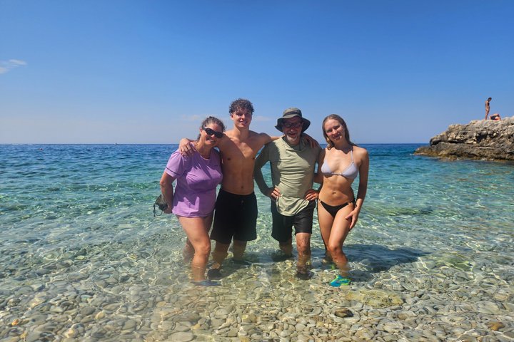 Pula Kayak Tour: Hidden Beaches, Snorkeling & Cliff Jump