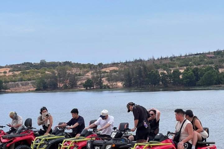 Mui Ne Sand Dunes Jeep Tour With Quad bike Experience